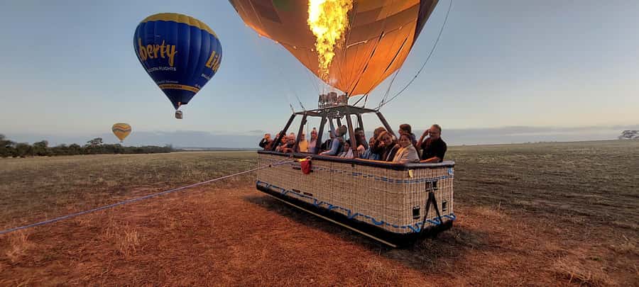 Perth to Northam: Balloon flight including shuttle bus - Is $311 good value?