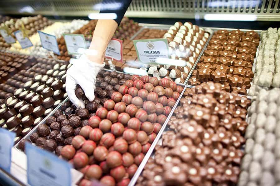 Perth VIP Swan Valley Wine Tour - Premium Small Group Tour - Chocolate and gourmet food to finish
