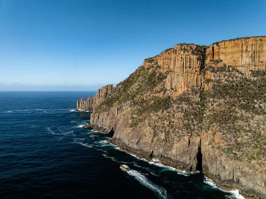 Port Arthur: Cape Raoul Wilderness Cruise - Safety Cove and Crescent Bay from the sea