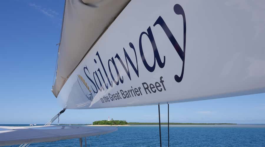 Port Douglas: Low Isles Afternoon Cruise on Luxury Catamaran - A short heritage walk on the island