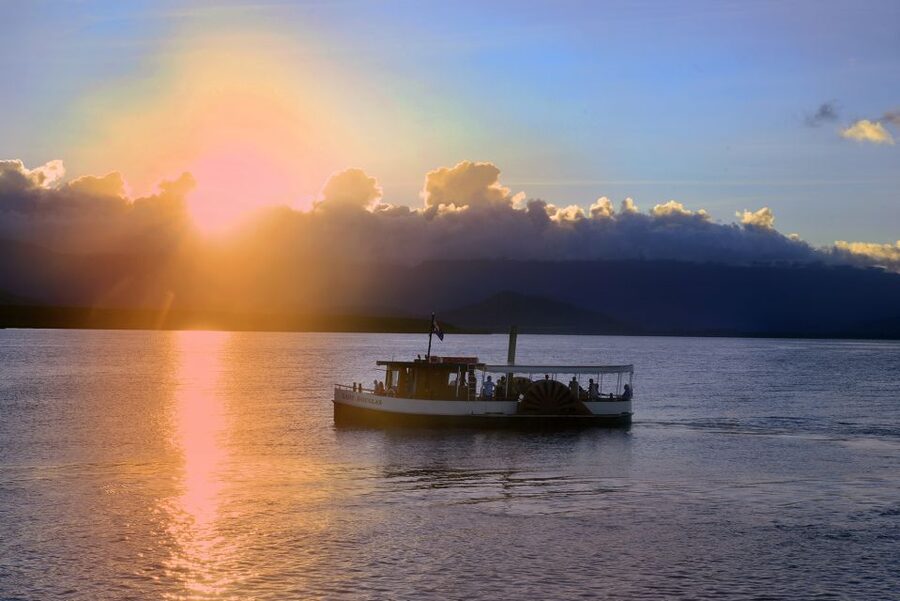 Port Douglas: River Cruise, Crocodile Spotting, Drink/ Snack - Commentary from the skipper and crew