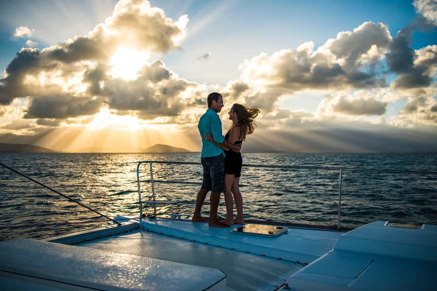 Port Douglas: Sunset Sailing Cruise on Luxury Catamaran - Ninety minutes of open-water sailing