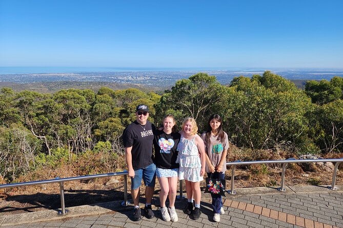Premium Adelaide Hills Cleland Wildlife and Hahndorf Minibus Tour - The guide can make or break a small-group day