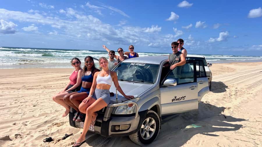 Rainbow Beach: 3-Day K'gari (Fraser Island) 4WD Adventure - The early start at Rainbow Beach and Inskip Point