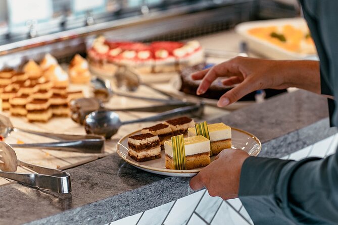 Skyfeast Dining Experience at Sydney Tower - Lunch, Dinner, and the Best Time to Go