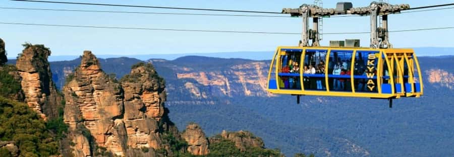 Small Group Blue Mountains, Wildlife & Scenic World Day Tour - Leura village and a practical lunch break