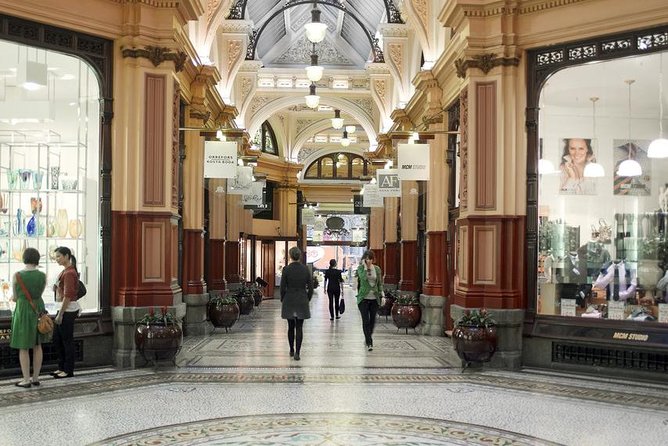 Small-Group Melbourne Sightseeing Tour with Beach Boxes - The guide can shape the whole experience