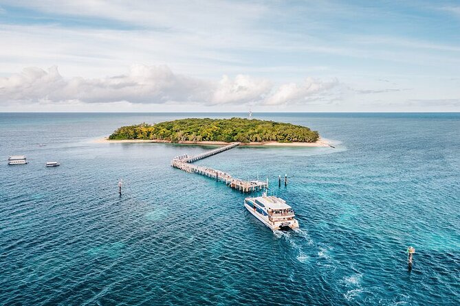 Snorkelling and Glass Bottom Boat at Green Island from Cairns - Why Green Island works well from Cairns