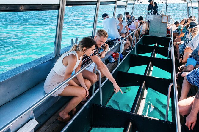 Snorkelling and Glass Bottom Boat at Green Island from Cairns - Arriving on a 6,000-year-old coral cay