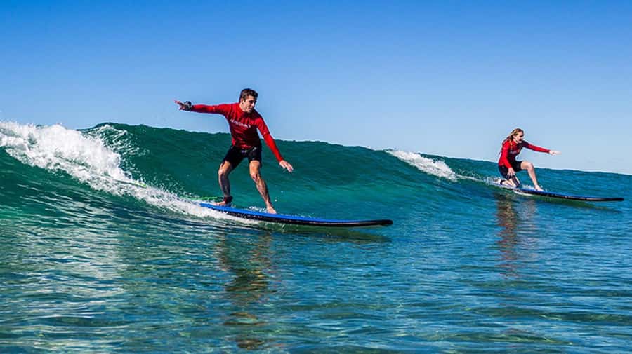 Surfers Paradise: 2 Hour Surf Experience on the Gold Coast - Meeting at Cavill Avenue and getting ready