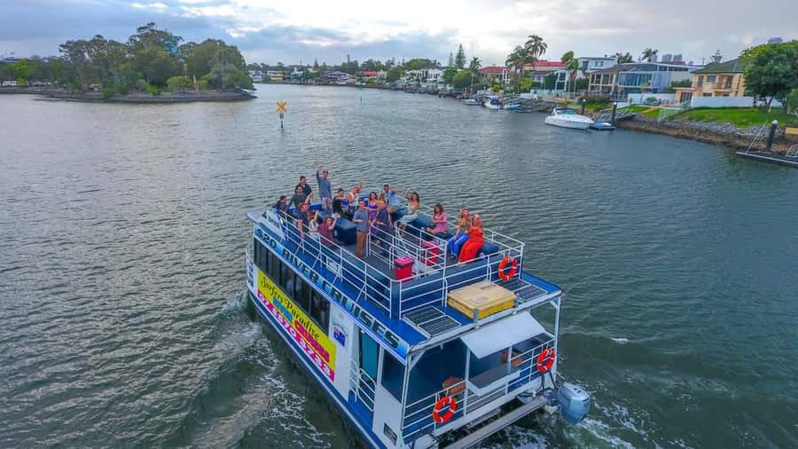 Surfers Paradise: Gold Coast Afternoon River Cruise - Cheese, cocktails and the rhythm onboard