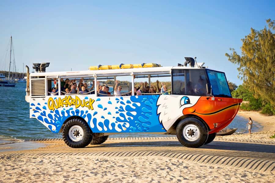 Surfers Paradise: Guided Gold Coast Amphibious Bus Tour - What the one-hour length means