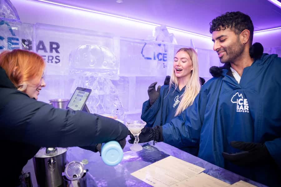 Surfers Paradise: IceBar Entry Ticket and Drink - Who should book IceBar Surfers Paradise?