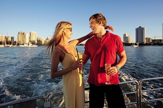 Surfers Paradise: Sightseeing Sunset River Cruise - Marina Mirage, yachts, and waterfront showpieces