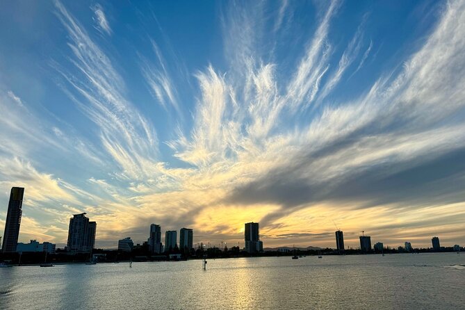 Surfers Paradise: Sightseeing Sunset River Cruise - Snacks included, drinks priced separately