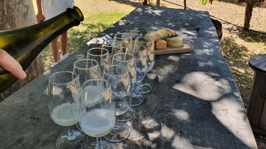 Swan Valley: Full-Day Wine Tour with Lunch - Pickup in Perth and the ride to Guildford