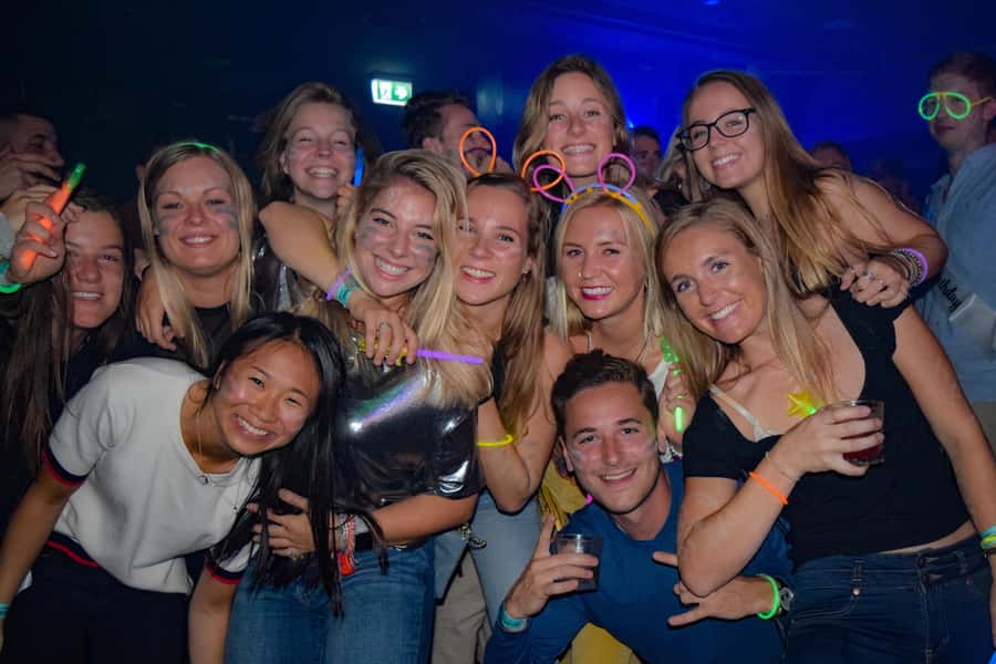 Sydney: Big Night Out Pub Crawl with Local Party Hosts - What the Big Night Out Pub Crawl is really like