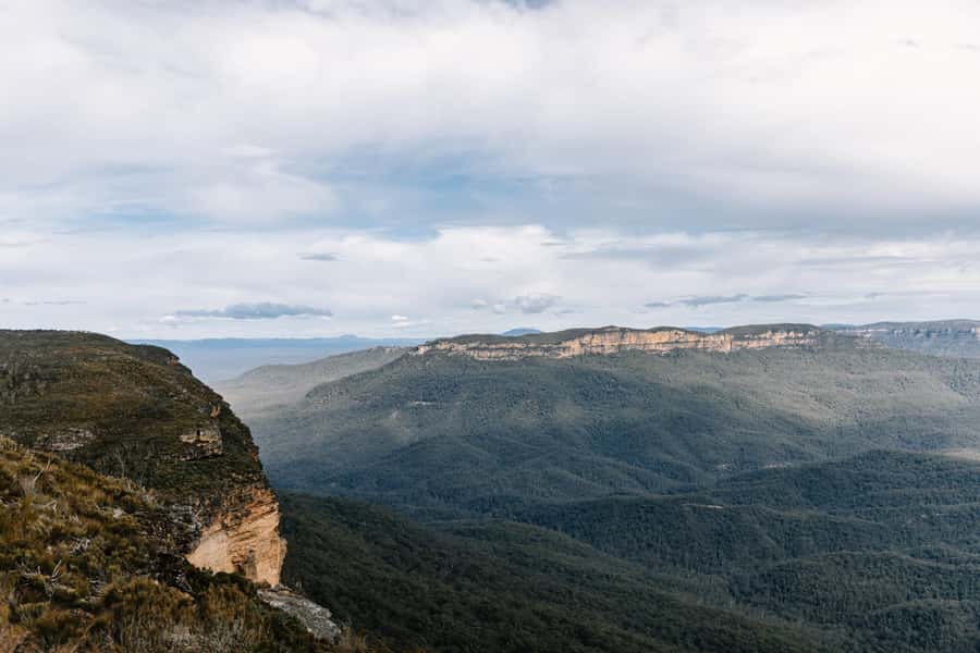 Sydney: Blue Mountains Scenic World, Wildlife Park and Lunch - Who should choose this tour?