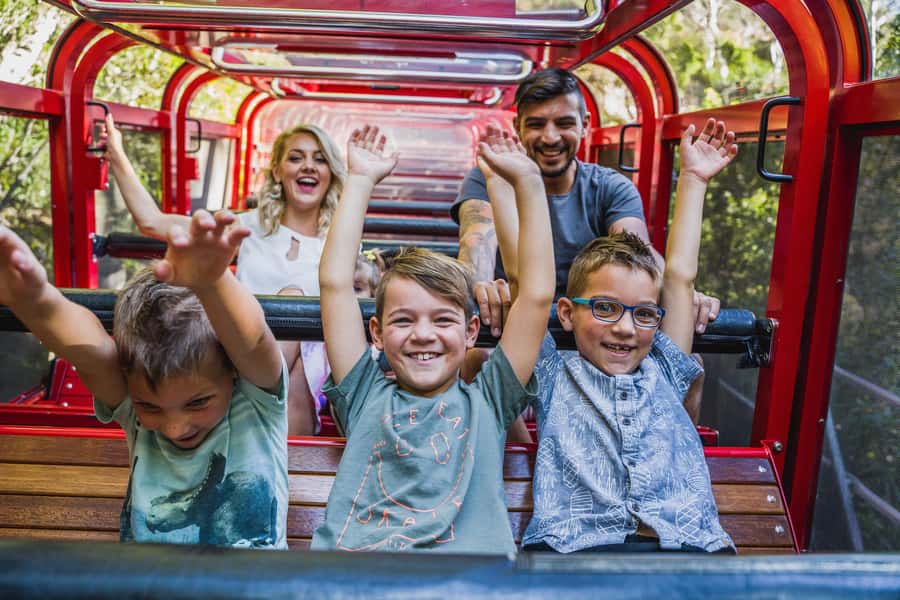 Sydney: Blue Mountains, Scenic World, Zoo & Lincoln's Rock - Sydney Zoo brings in koalas, kangaroos, and more