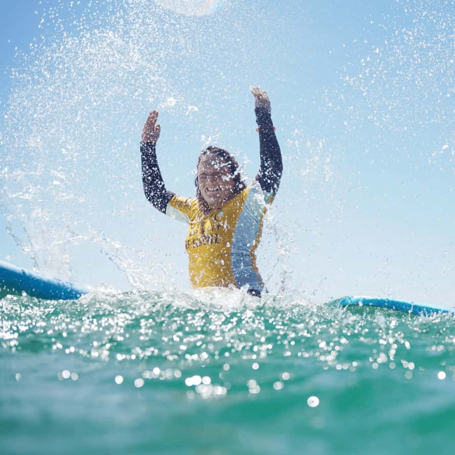 Sydney: Dee Why Beach Group Surfing Lesson - Equipment, clothing, and practical preparation