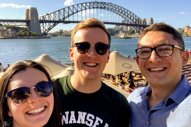 Sydney Half Day Private Tour: See Sydney Opera House and Bondi - Bondi Beach: the famous coast in 30 minutes