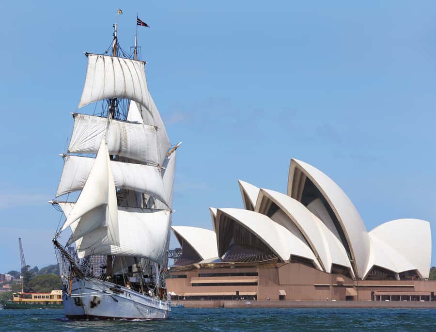 Sydney: Harbor Sunset Cruise with Dinner - Meeting the ship at Campbell’s Cove