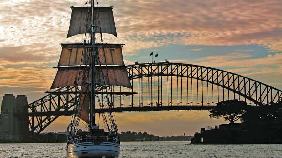 Sydney: Harbor Sunset Cruise with Dinner - The 90-minute route around Sydney Harbour
