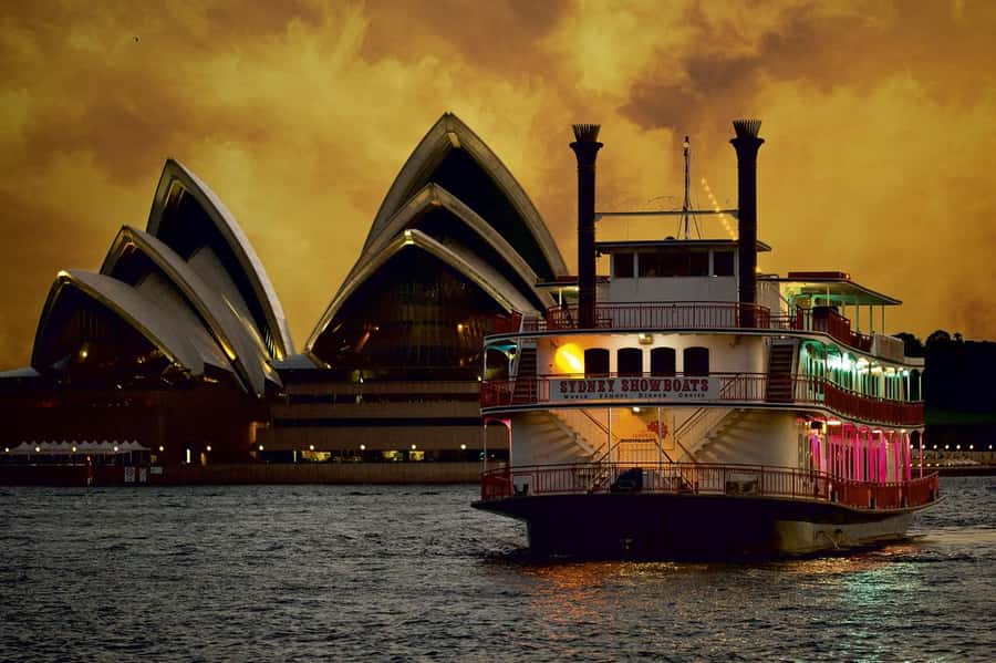 Sydney Harbour: Cabaret Cruise with 3-Course Dinner - Why this cruise works so well for an evening in Sydney