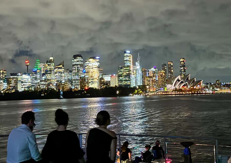 Sydney: Harbour Dinner Cruise with Buffet - The first view: Sydney Harbour at sunset