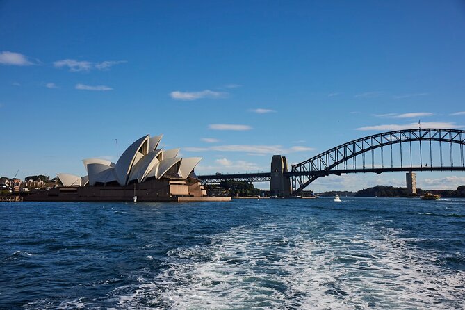 Sydney Harbour Discovery Cruise Including Lunch - Commentary from Ron, Bruce, and the wider crew