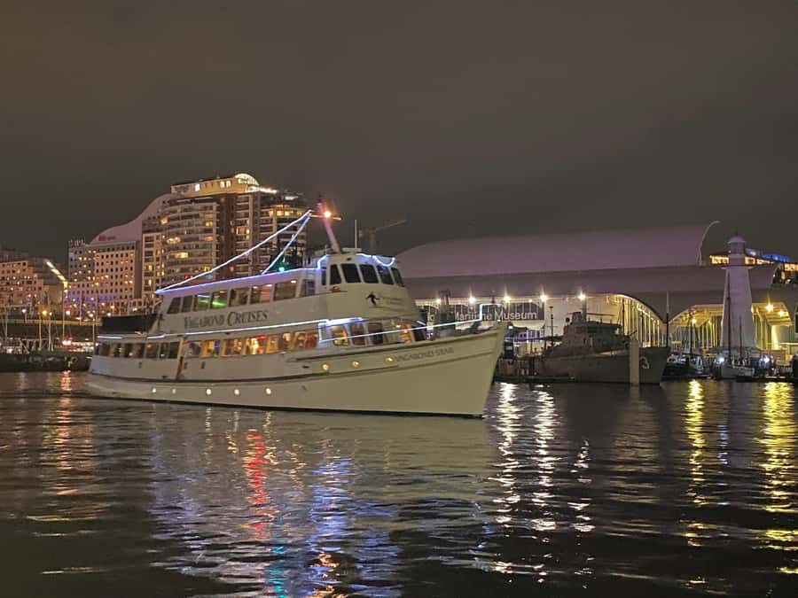 Sydney Harbour: Latin Fiesta Dinner Cruise - What kind of night is this?