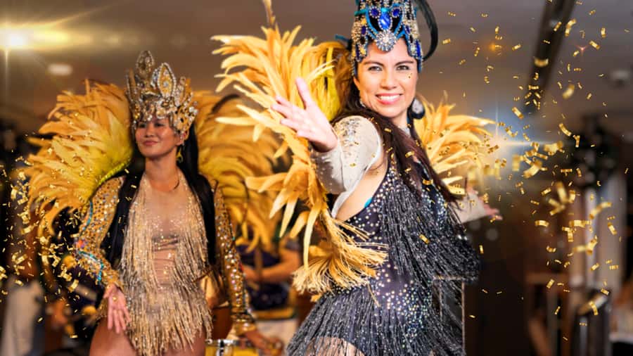 Sydney Harbour: Latin Fiesta Dinner Cruise - Dinner, drinks, and the seating question
