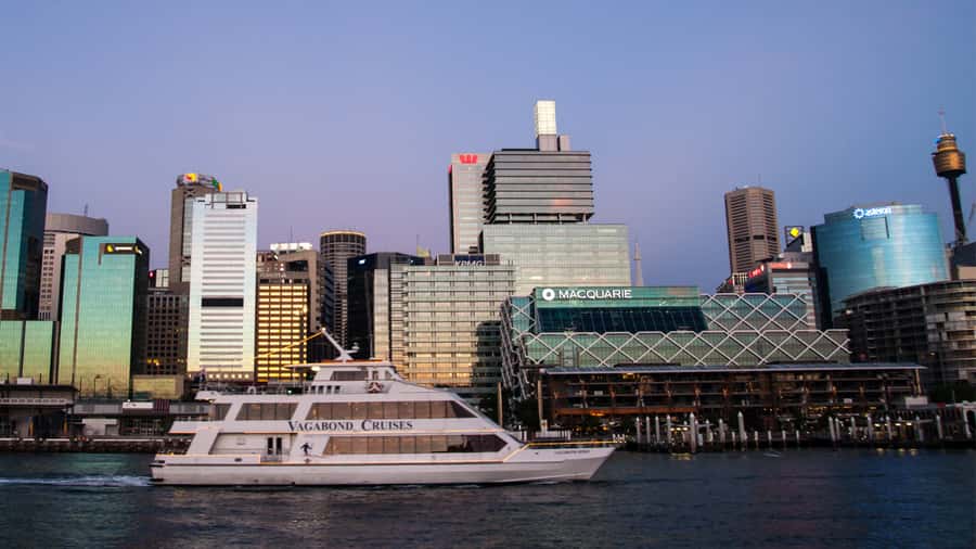 Sydney Harbour: Latin Fiesta Dinner Cruise - Starting at King Street Wharf