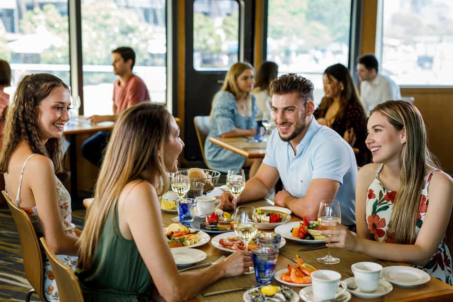 Sydney: Harbour Lunch Cruise with 2 or 3-Course Menu - Why a Harbour Lunch Works So Well in Sydney