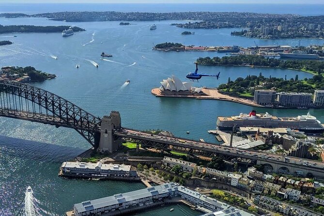 Sydney Harbour Scenic Helicopter Flight - Sandstone cliffs, Dover Heights, and Vaucluse
