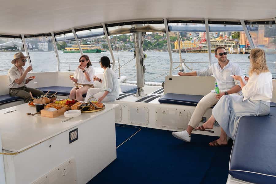 Sydney Harbour: Sunset Catamaran Cruise - Darling Harbour and the evening lights