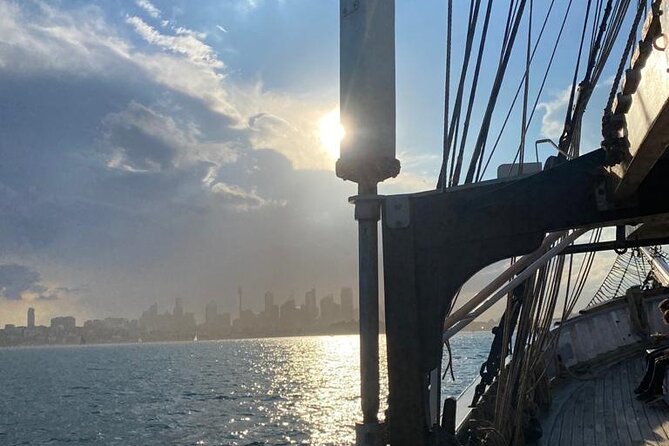 Sydney Harbour Tall Ship Twilight Dinner Cruise - Live commentary and the feel onboard
