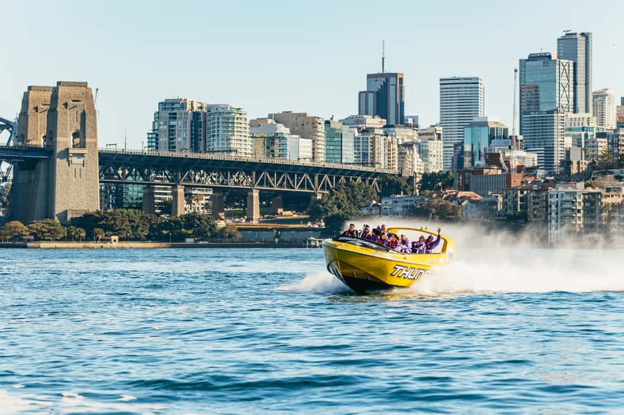 Sydney Harbour: Thunder Thrill Jet Boat Ride - The run toward Sydney Heads
