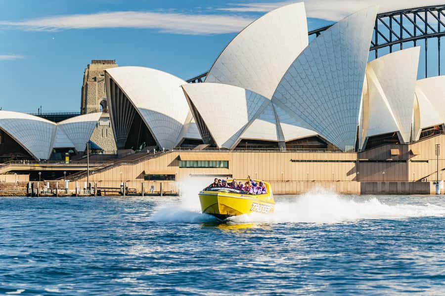 Sydney Harbour: Thunder Thrill Jet Boat Ride - Spins, slides, and sudden stops