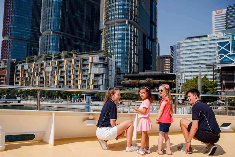 Sydney: Hop-on Hop-off Harbour Cruise with Commentary - Why a harbour boat is a smart way to see Sydney