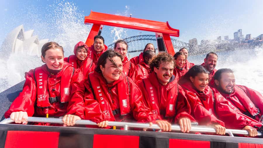 Sydney: Jet Boat Adventure Ride from Circular Quay - Iconic views, seen at full throttle