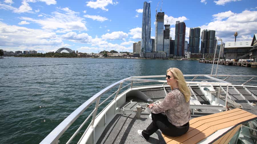 Sydney: Morning or Afternoon Harbour Sightseeing Cruise - Passing under the Harbour Bridge and beyond Circular Quay