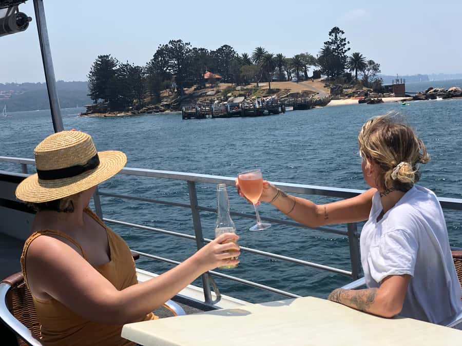 Sydney: Morning or Afternoon Harbour Sightseeing Cruise - Tea, coffee, water, fruit, and cookies