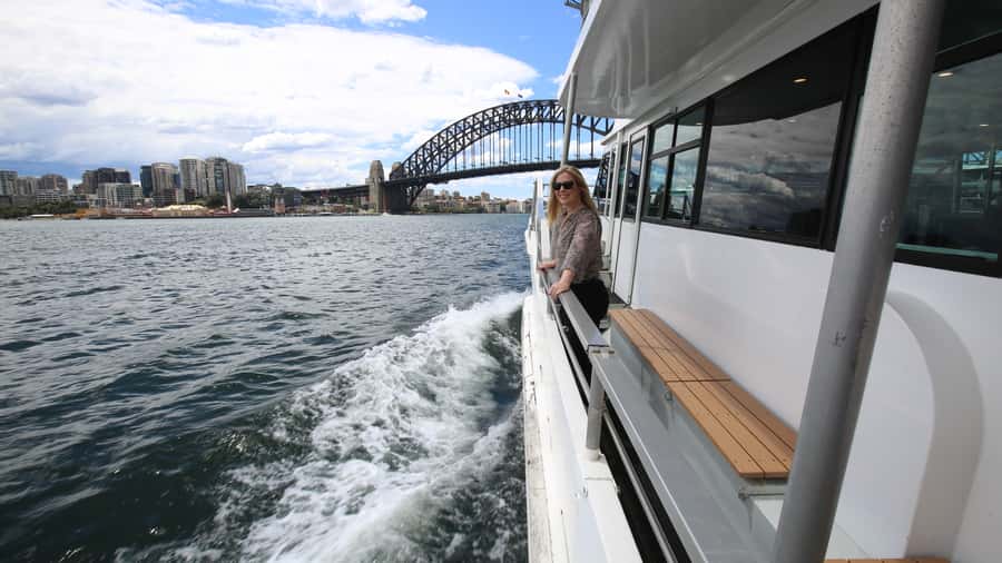 Sydney: Morning or Afternoon Harbour Sightseeing Cruise - Morning or afternoon: which departure suits you?