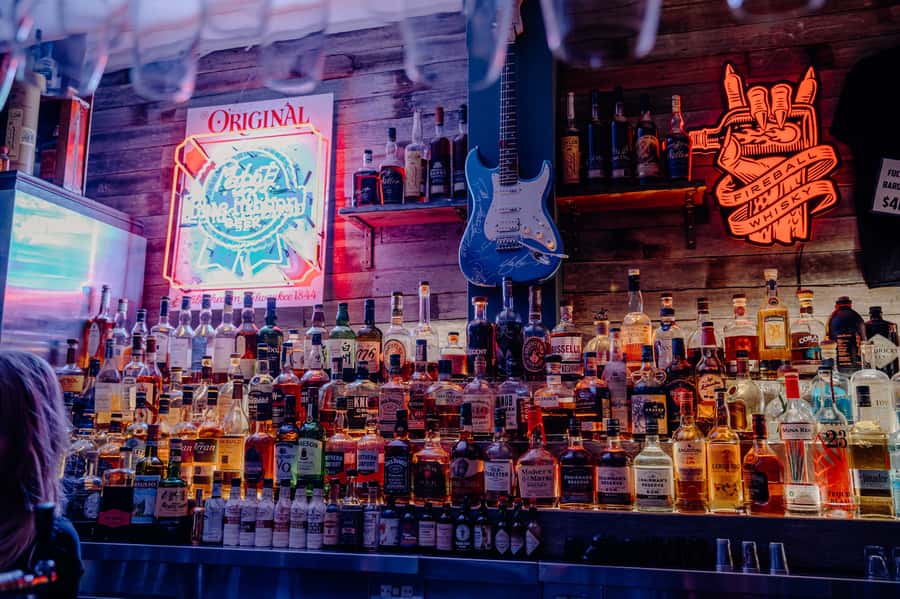 Sydney: Secret Bar Guided Tour with Complimentary Drink - Five routes, one useful night out
