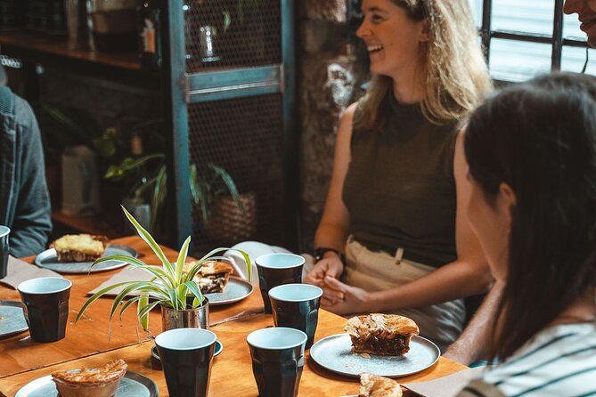 Sydney Street Art & Food Tour - Young Henrys and the shared beer paddle