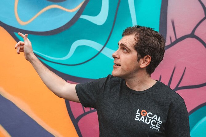 Sydney Street Art & Food Tour - A small group makes the three hours work better