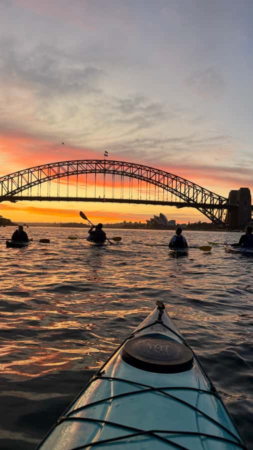 Sydney: Sunset Kayak Tour with Opera House Views - McMahons Point and the sunset pause