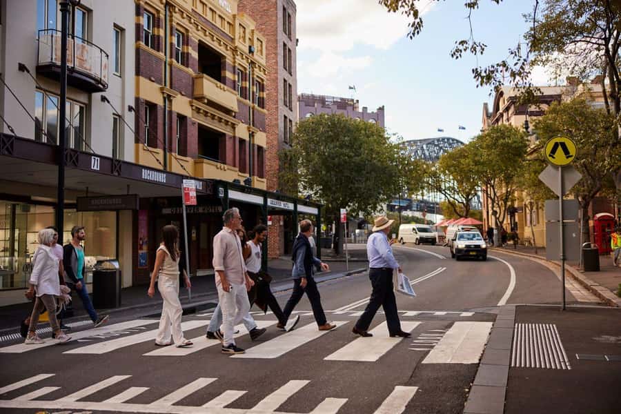 Sydney: The Rocks 90-Minute History Walking Tour - Group size, sound, and guide style