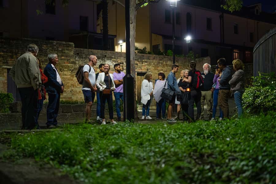 Sydney: True Crime Tour - The guide is the heart of the experience